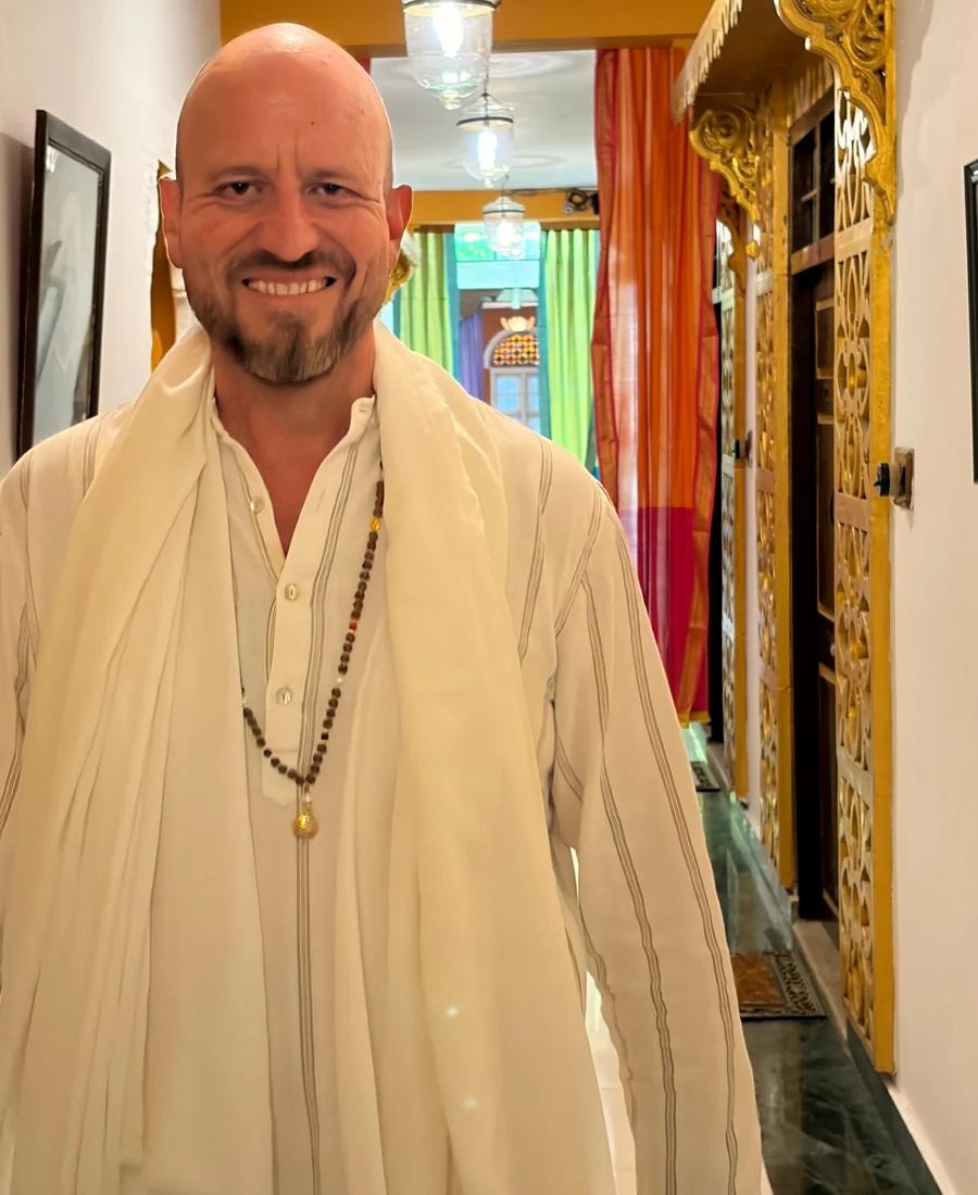 Geoff Rupp — Vedic Astrologer, Meditation Teacher, pilgrimage leader